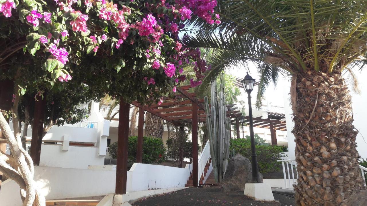 Sunny Self-Catering Apartment Costa Teguise, Lanzarote, Spain Екстер'єр фото
