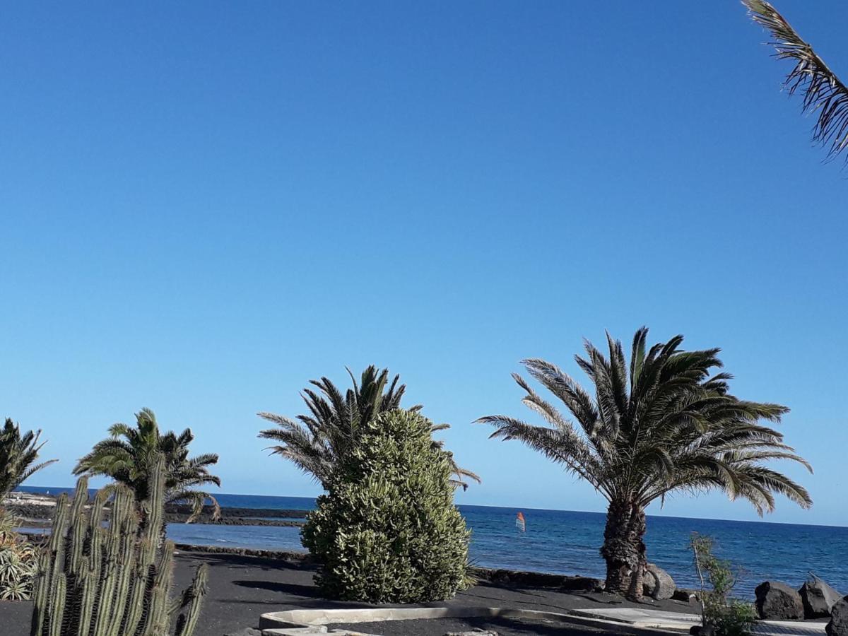 Sunny Self-Catering Apartment Costa Teguise, Lanzarote, Spain Екстер'єр фото