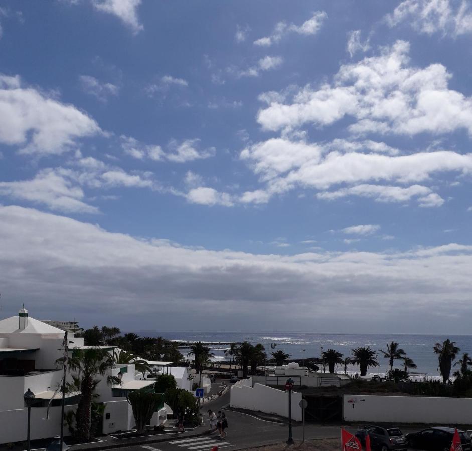 Sunny Self-Catering Apartment Costa Teguise, Lanzarote, Spain Екстер'єр фото