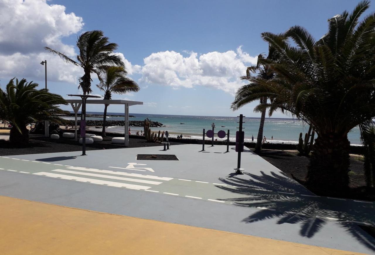 Sunny Self-Catering Apartment Costa Teguise, Lanzarote, Spain Екстер'єр фото