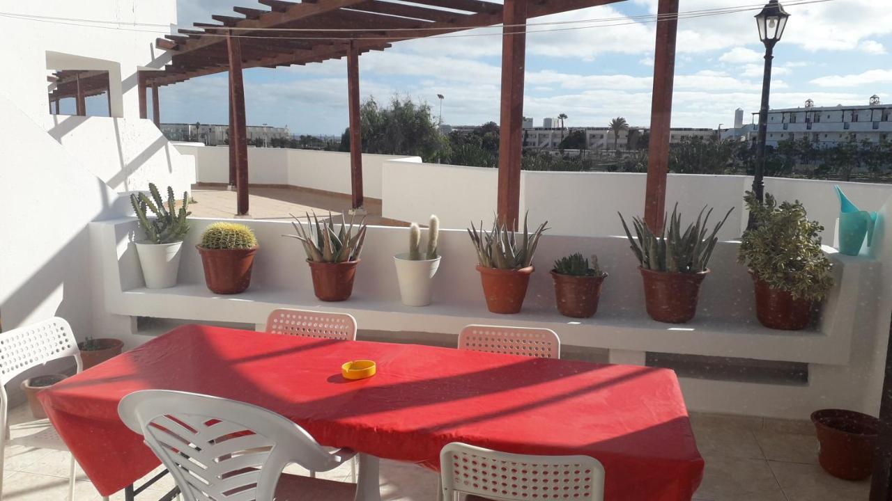 Sunny Self-Catering Apartment Costa Teguise, Lanzarote, Spain Екстер'єр фото
